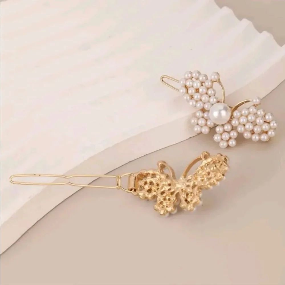 Butterfly 🦋 Pearl Hair Clips - Picture 3 of 6